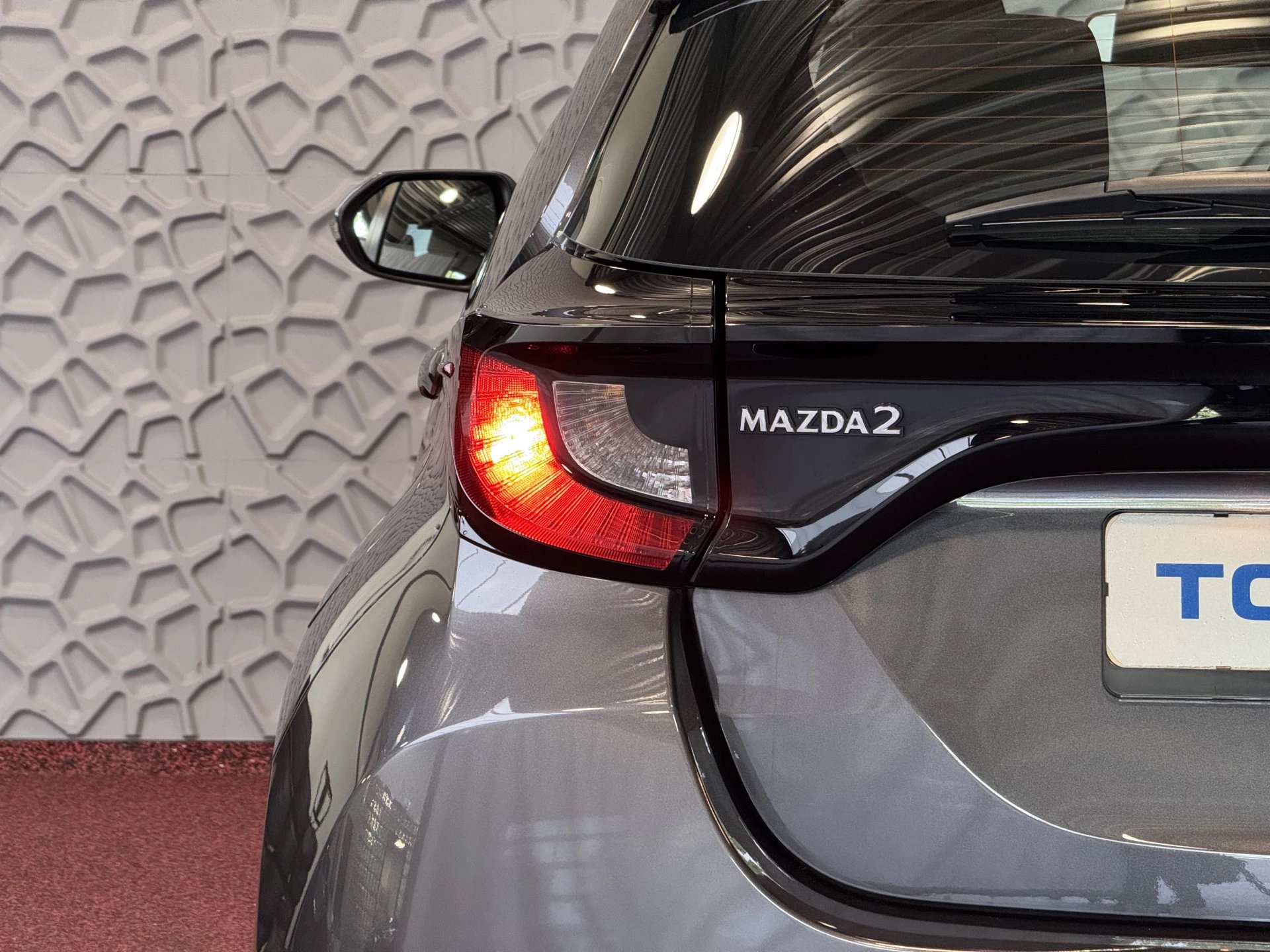 Hoofdafbeelding Mazda 2 Hybrid