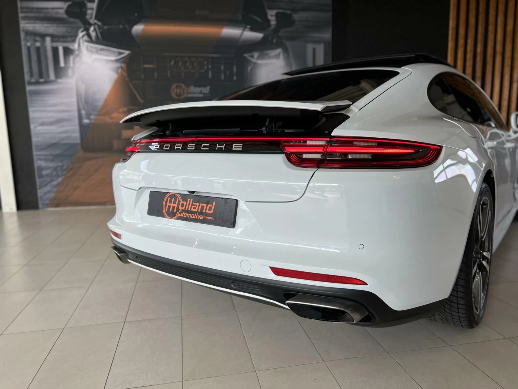 Hoofdafbeelding Porsche Panamera