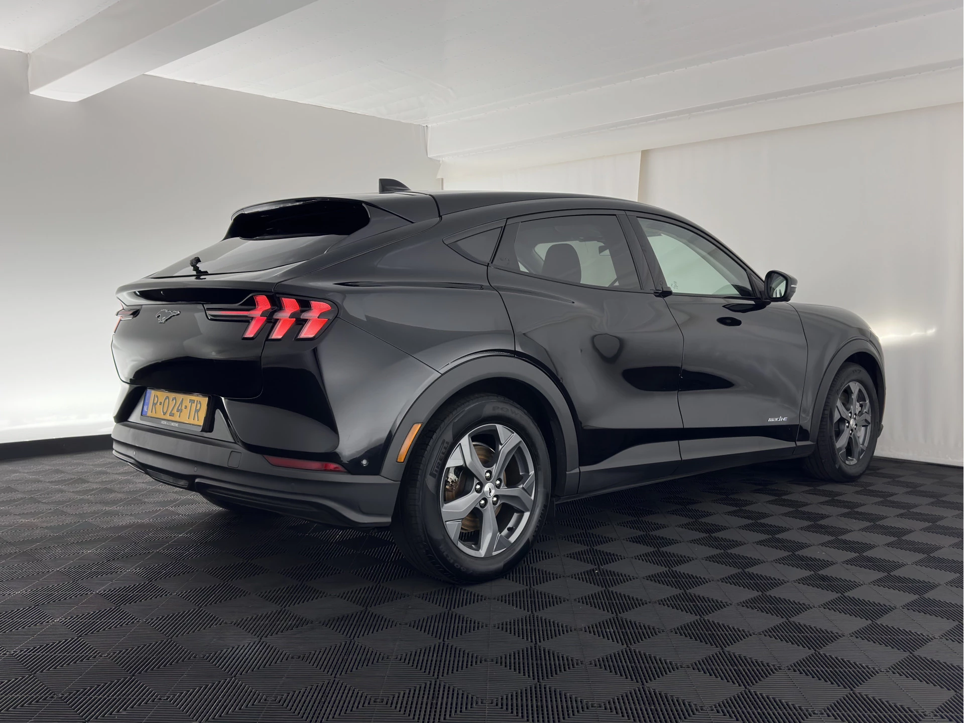 Hoofdafbeelding Ford Mustang Mach-E