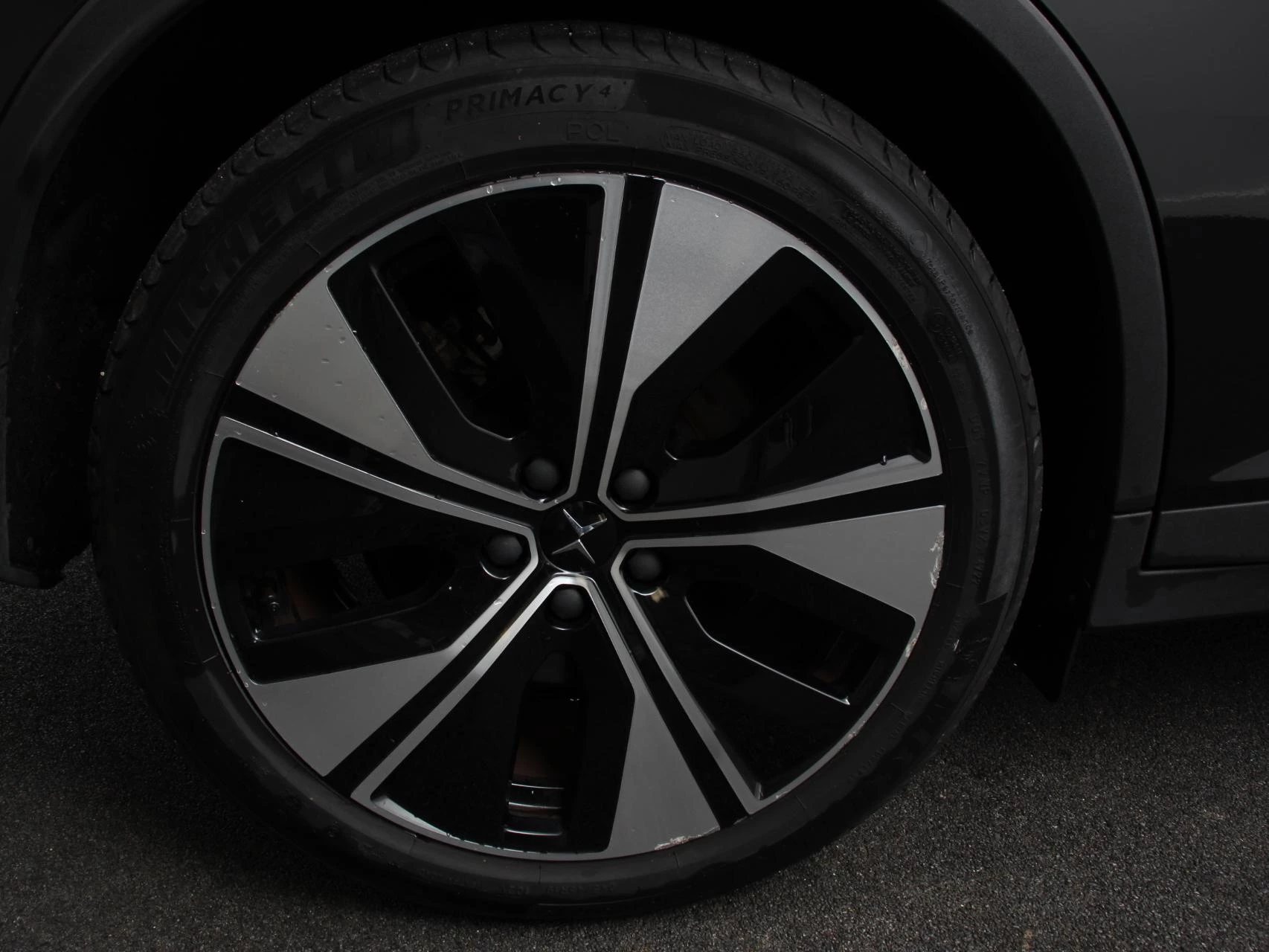 Hoofdafbeelding Polestar 2