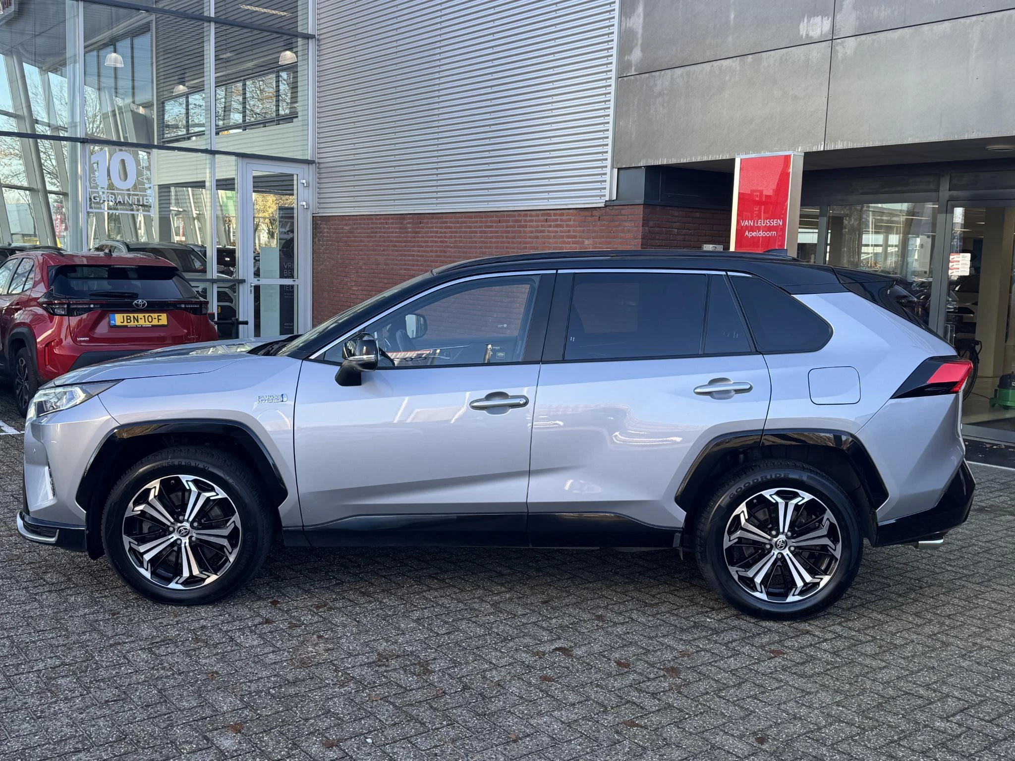 Hoofdafbeelding Toyota RAV4