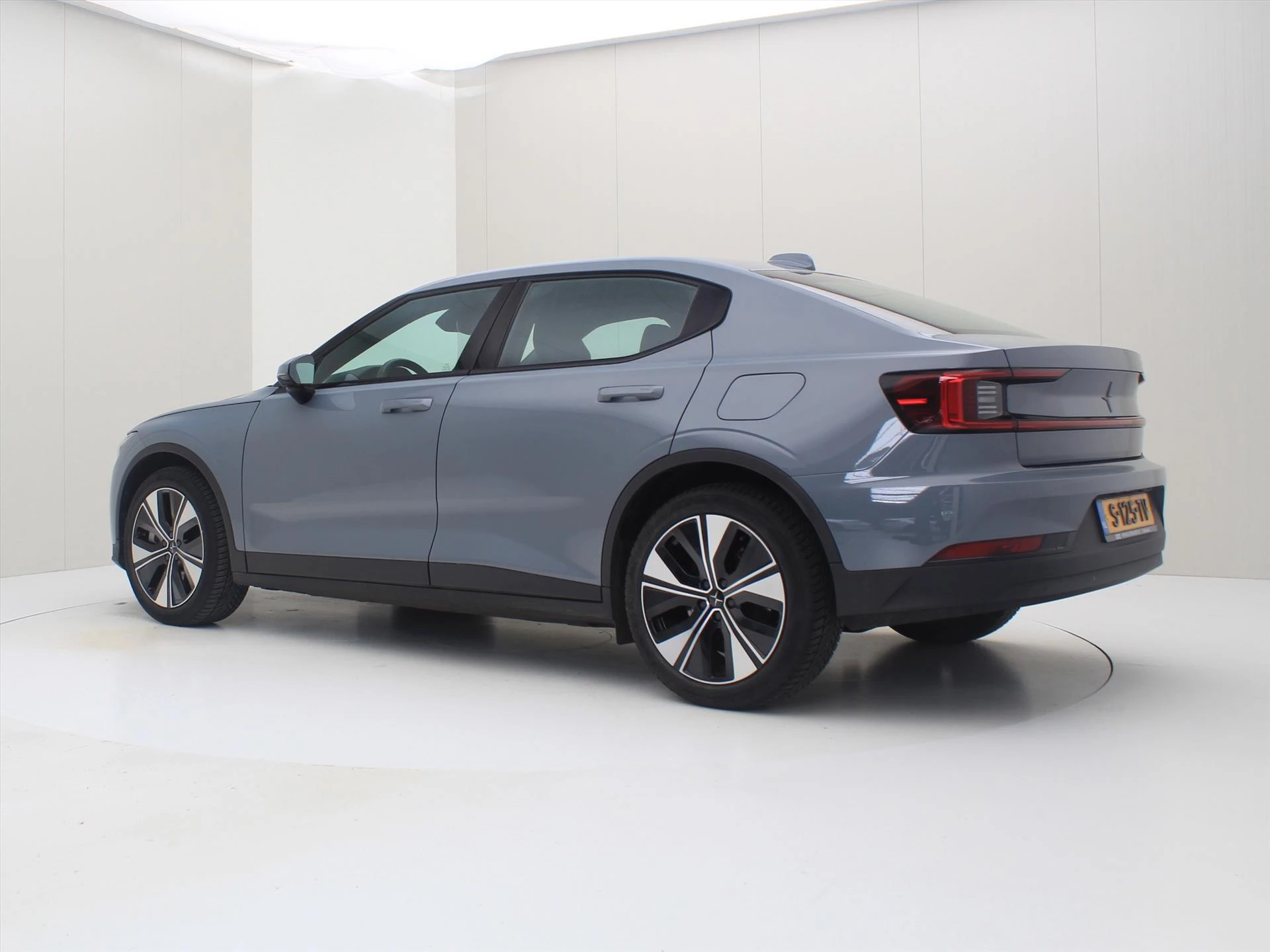 Hoofdafbeelding Polestar 2