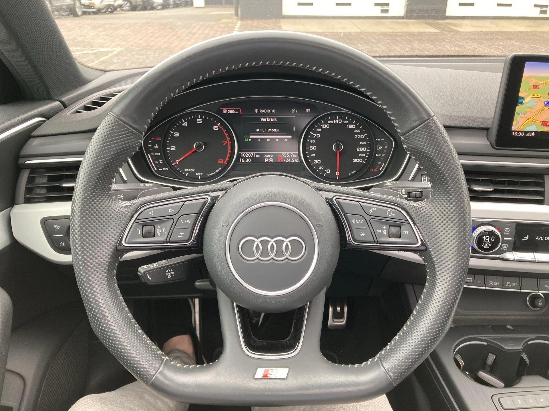Hoofdafbeelding Audi A4