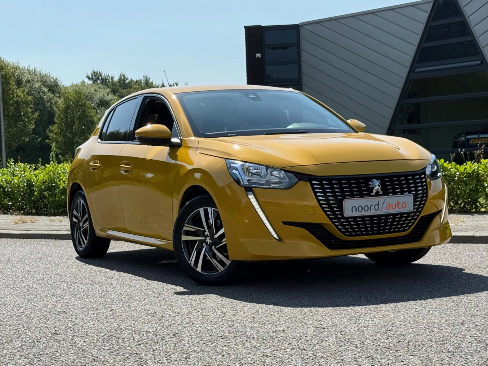Hoofdafbeelding Peugeot 208