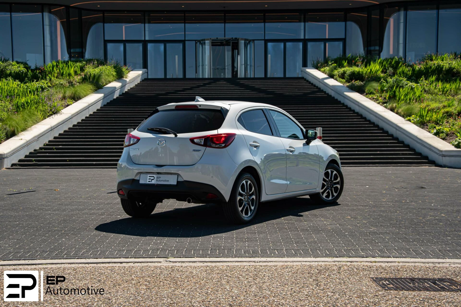 Hoofdafbeelding Mazda 2