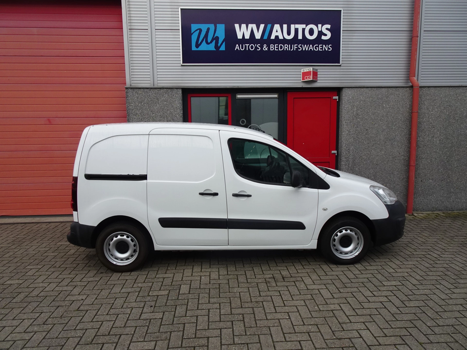 Hoofdafbeelding Peugeot Partner