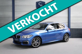 BMW 1-serie M135i xDrive LED/SCHUIFDAK/ALCANTARA+S.VERWARMING/LMV/CAM/CRUISE/ECC/12 MND GARANTIE!