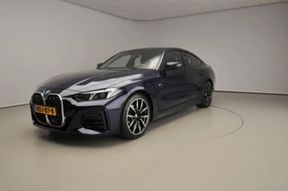 BMW 4 Serie Gran Coupe 420i | M-Sportpakket | LED | Leder | HUD | Sportstoelen | Stoelverwarming | DAB | Harman-kardon sound | Alu 19 inch