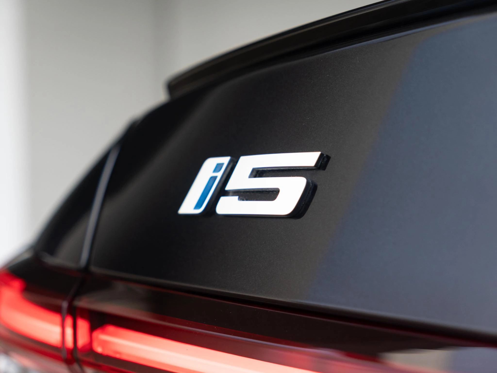 Hoofdafbeelding BMW i5