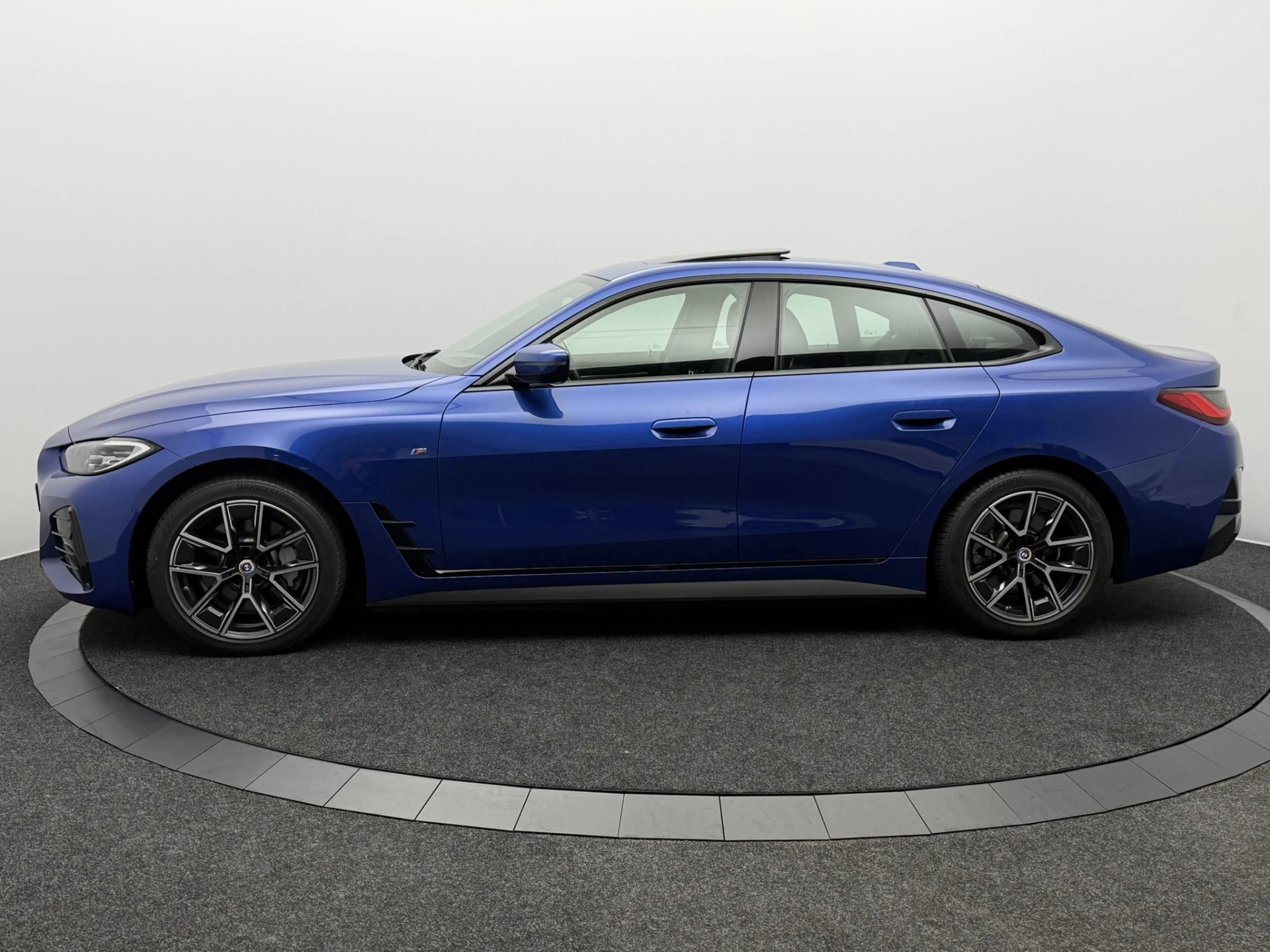 Hoofdafbeelding BMW i4