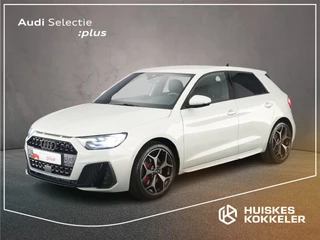 Hoofdafbeelding Audi A1 Sportback Audi A1 Sportback 30 TFSI S Edition 116pk | Sonos | Alcantara | Adapt. Onderstel | Keyless | Stoelverwarming | S-Line | 18 inch | Adapt. Cruise | Optiek Zwart | Rode remklauwen |