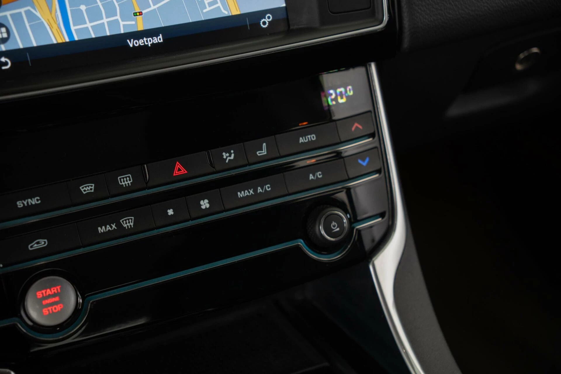 Hoofdafbeelding Jaguar XE