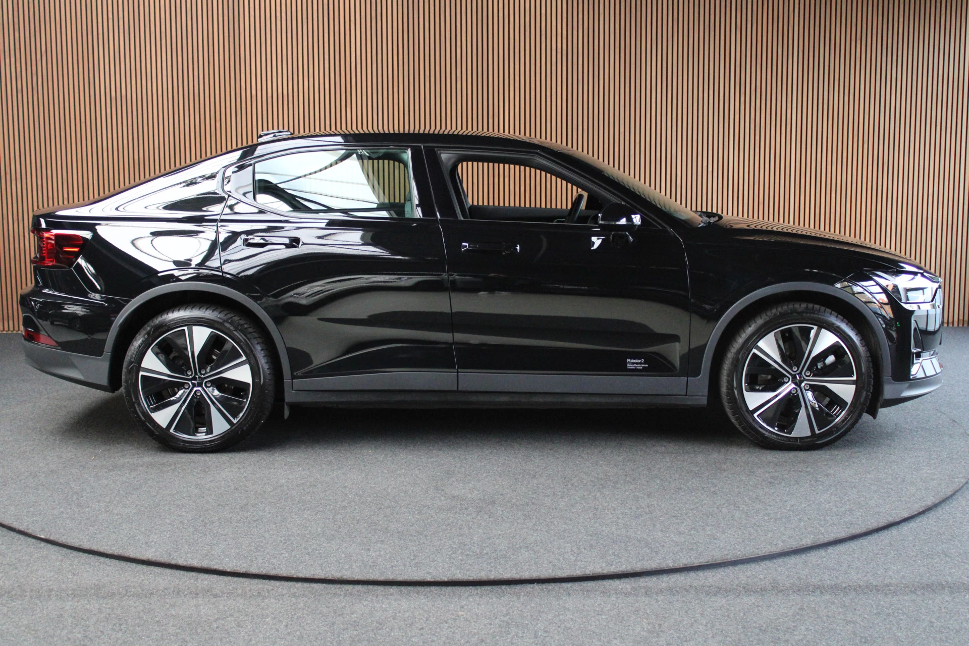 Hoofdafbeelding Polestar 2