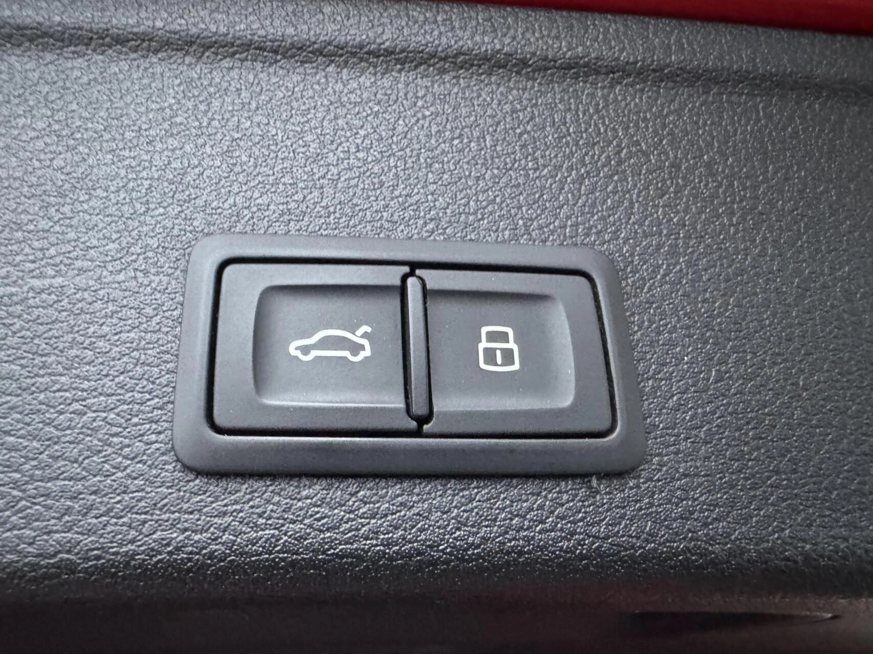 Hoofdafbeelding Audi S4