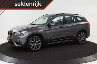 BMW X1 xDrive25d Sport Line | Panoramadak | Leder | Harman Kardon | Full LED | Head-up | Camera | Stoelverwarming | DAB+