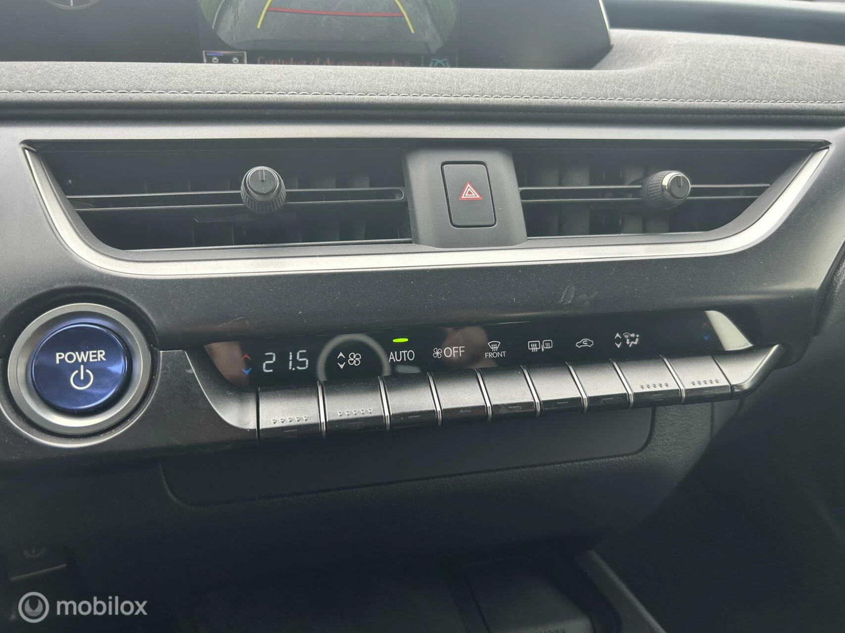 Hoofdafbeelding Lexus UX