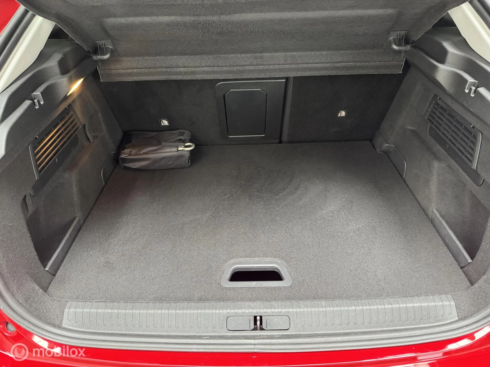 Hoofdafbeelding Citroën ë-C4
