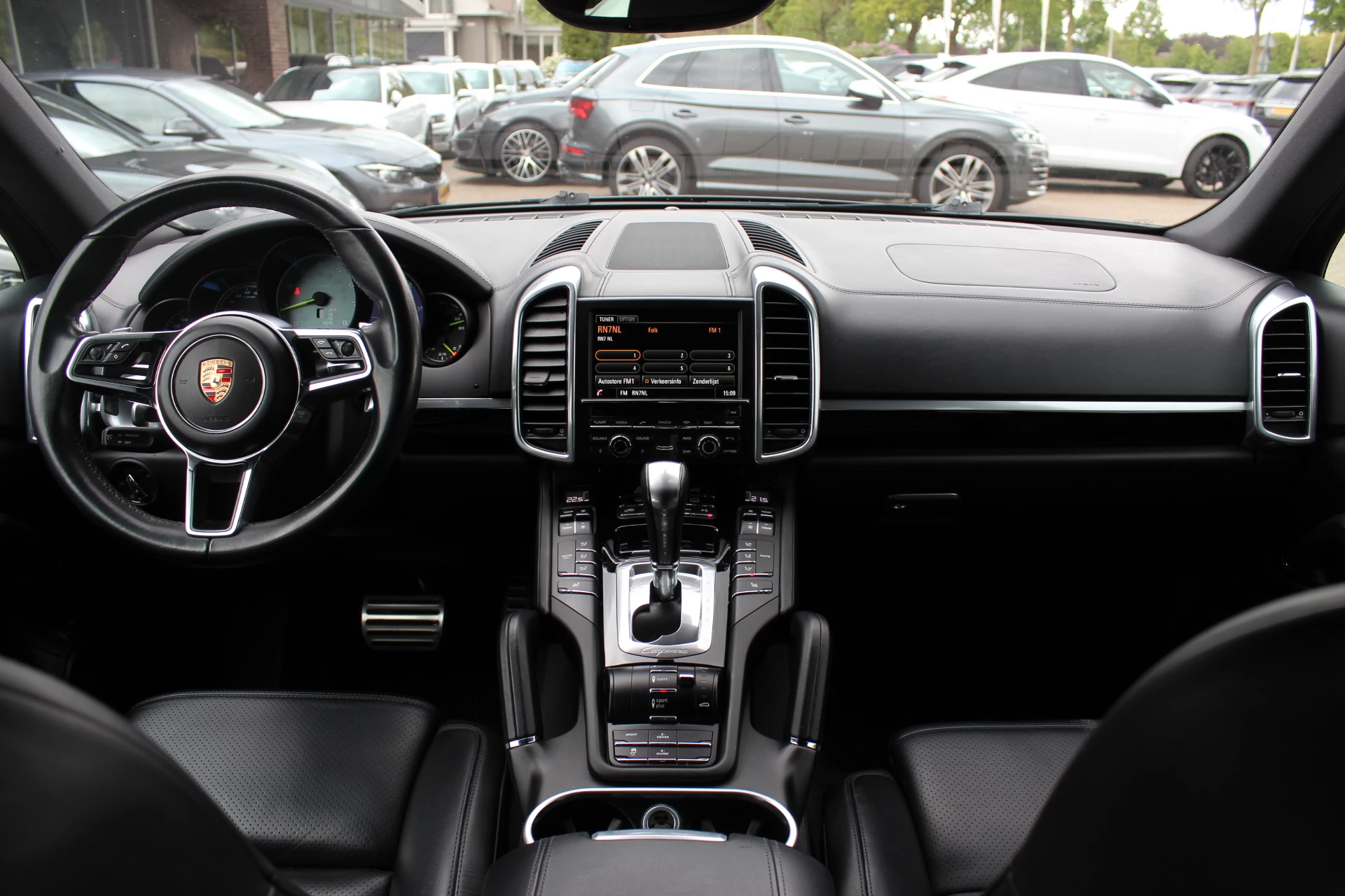 Hoofdafbeelding Porsche Cayenne