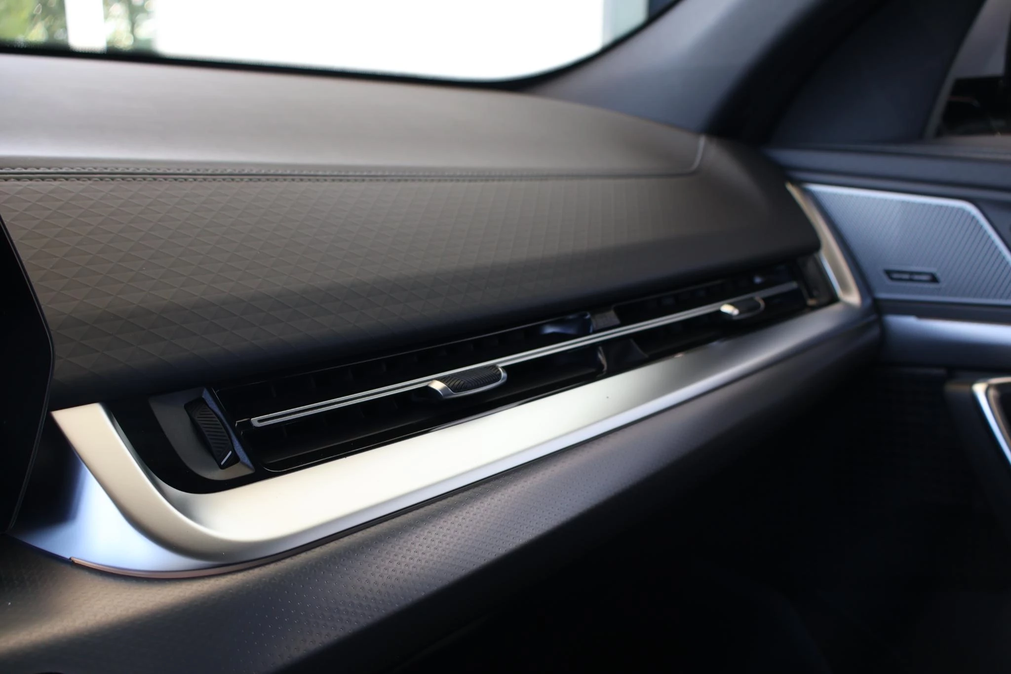 Hoofdafbeelding BMW iX2
