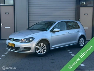 Volkswagen Golf 1.0 TSI Trendline /Nav/ PDC / Cruise / Airco