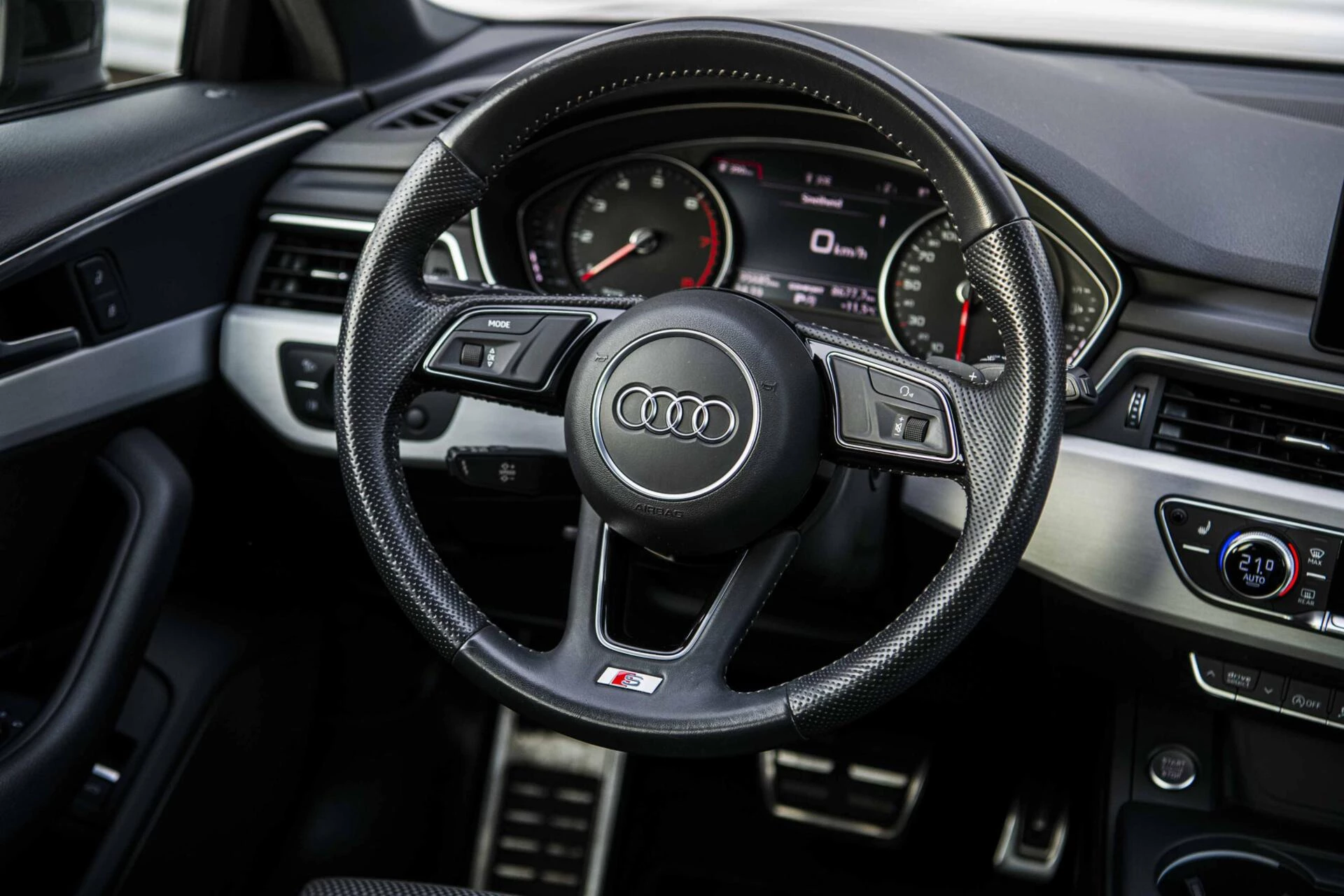 Hoofdafbeelding Audi A4