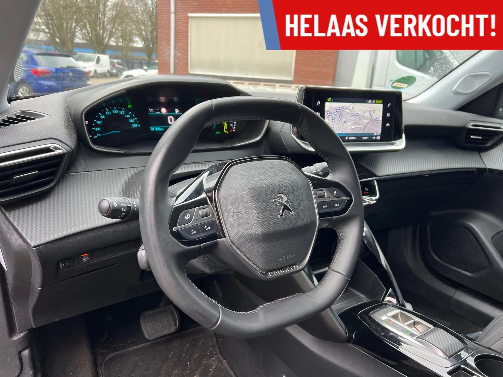 Hoofdafbeelding Peugeot e-2008