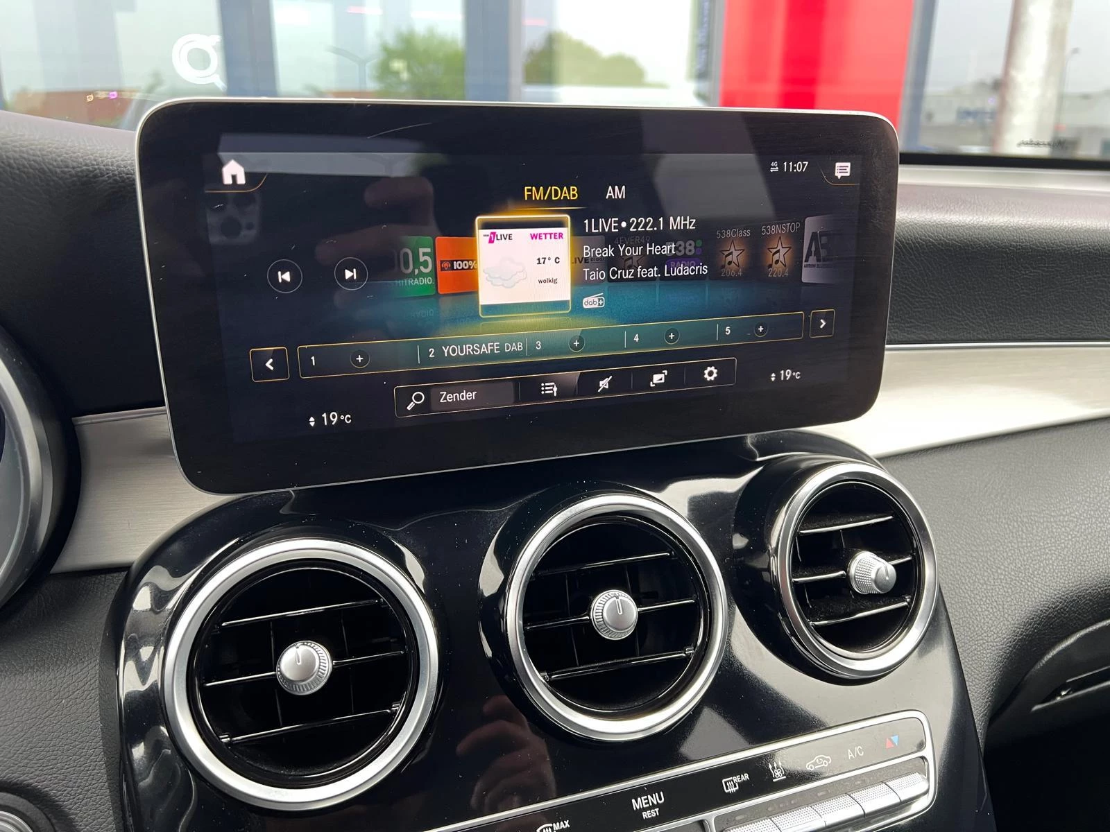 Hoofdafbeelding Mercedes-Benz GLC