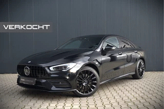 Hoofdafbeelding Mercedes-Benz CLA Mercedes-Benz CLA 250 e Premium Plus | AMG Line | CLA45 Styling | Stoelverwarming | Keyless | Adaptive Cruise Control | Ambiance verlichting | Camera | Parkeersensoren |