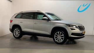 Skoda Kodiaq 1.5 TSI 150pk DSG Business Edition Leder-Stof Camera Navigatie Sfeerverlichting