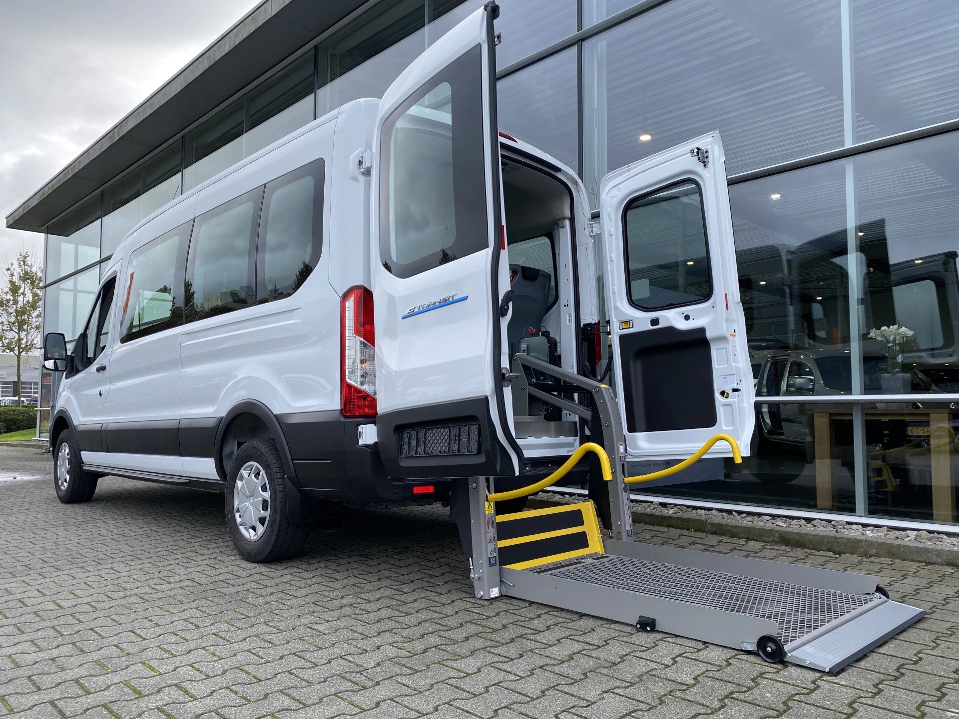 Hoofdafbeelding Ford E-Transit