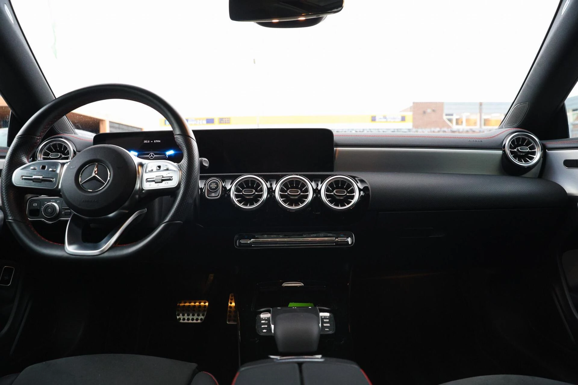 Hoofdafbeelding Mercedes-Benz CLA