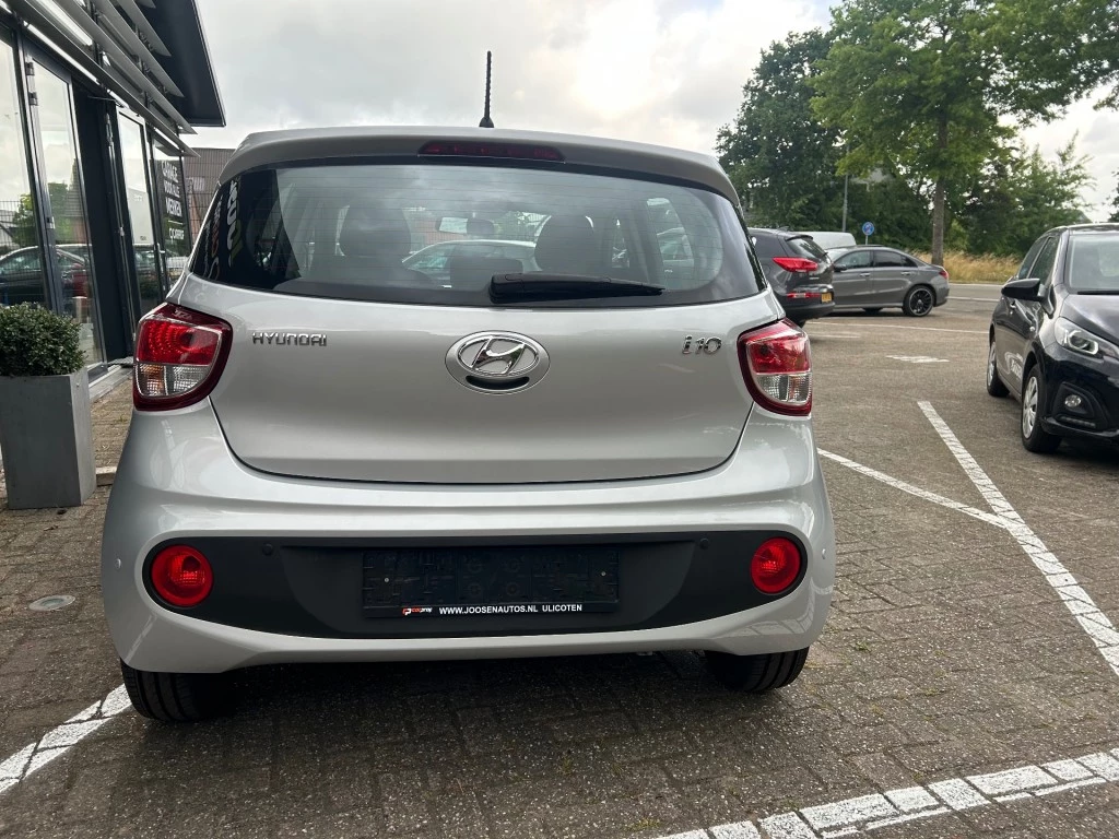 Hoofdafbeelding Hyundai i10