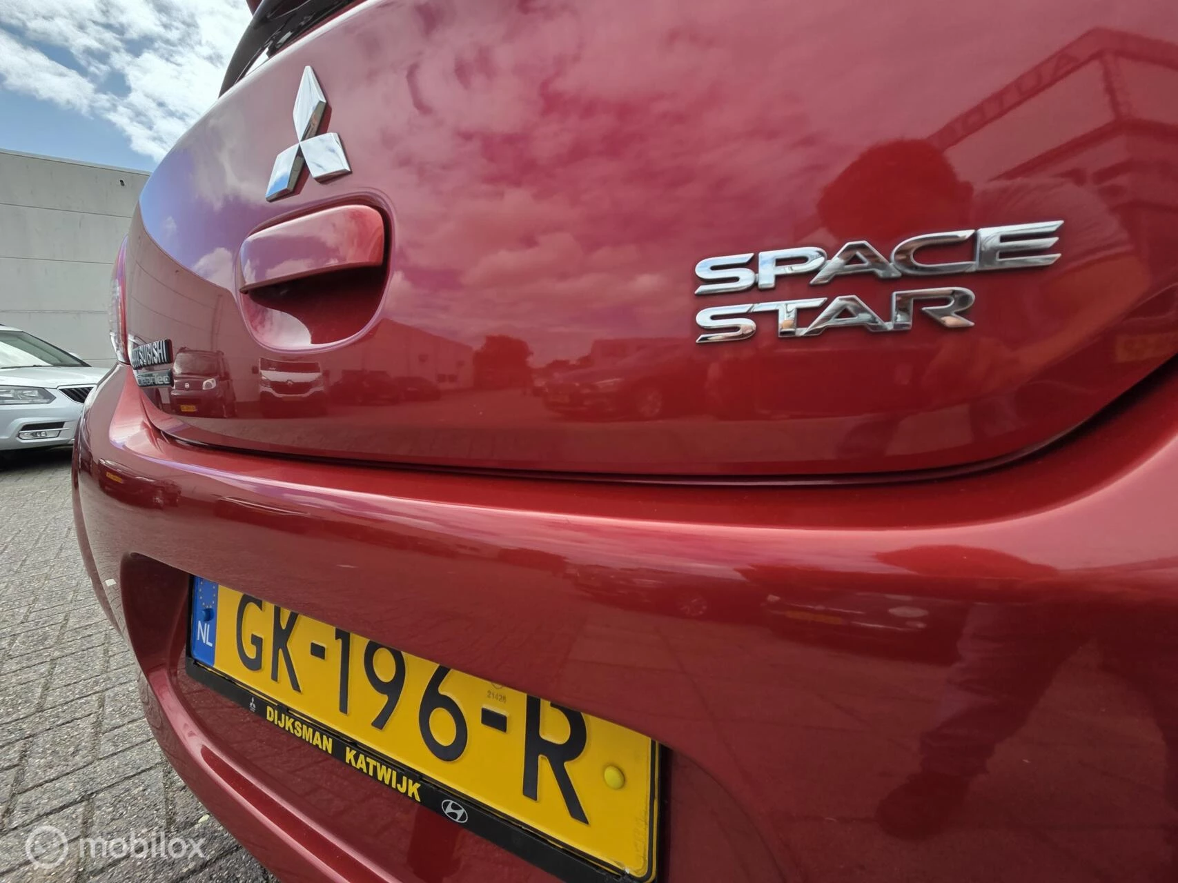 Hoofdafbeelding Mitsubishi Space Star