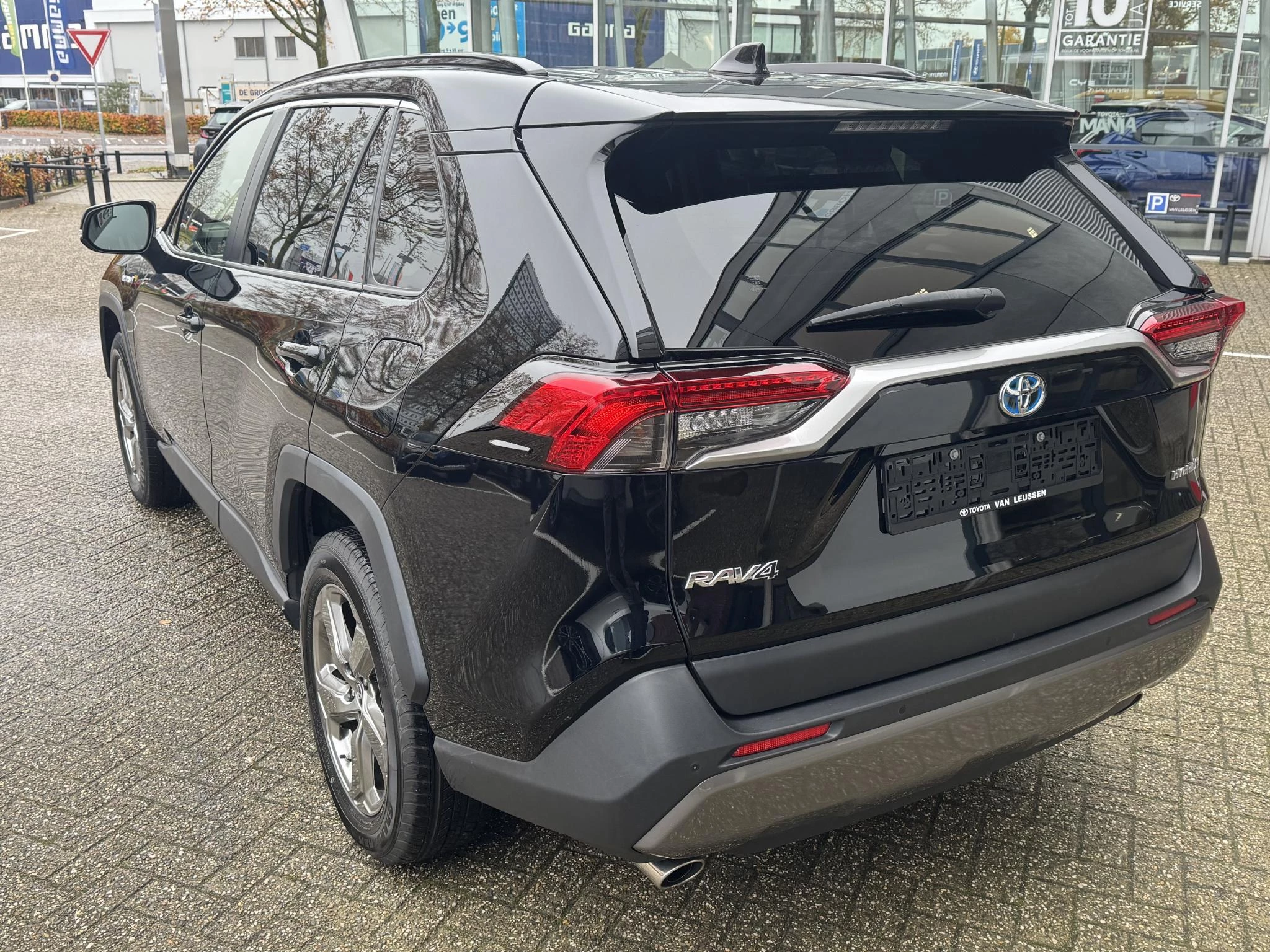 Hoofdafbeelding Toyota RAV4