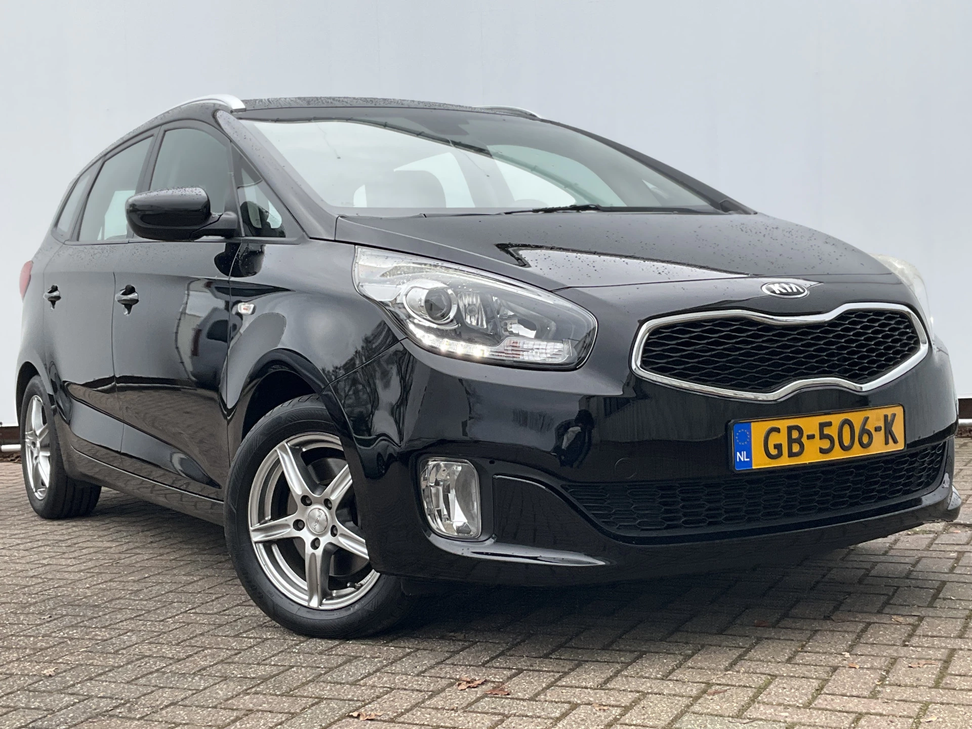 Hoofdafbeelding Kia Carens