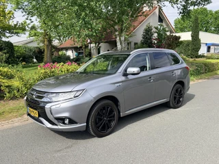 Mitsubishi Outlander 2.0 PHEV 203PK Prestige•Automaat•Leder