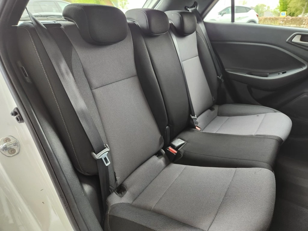 Hoofdafbeelding Hyundai i20