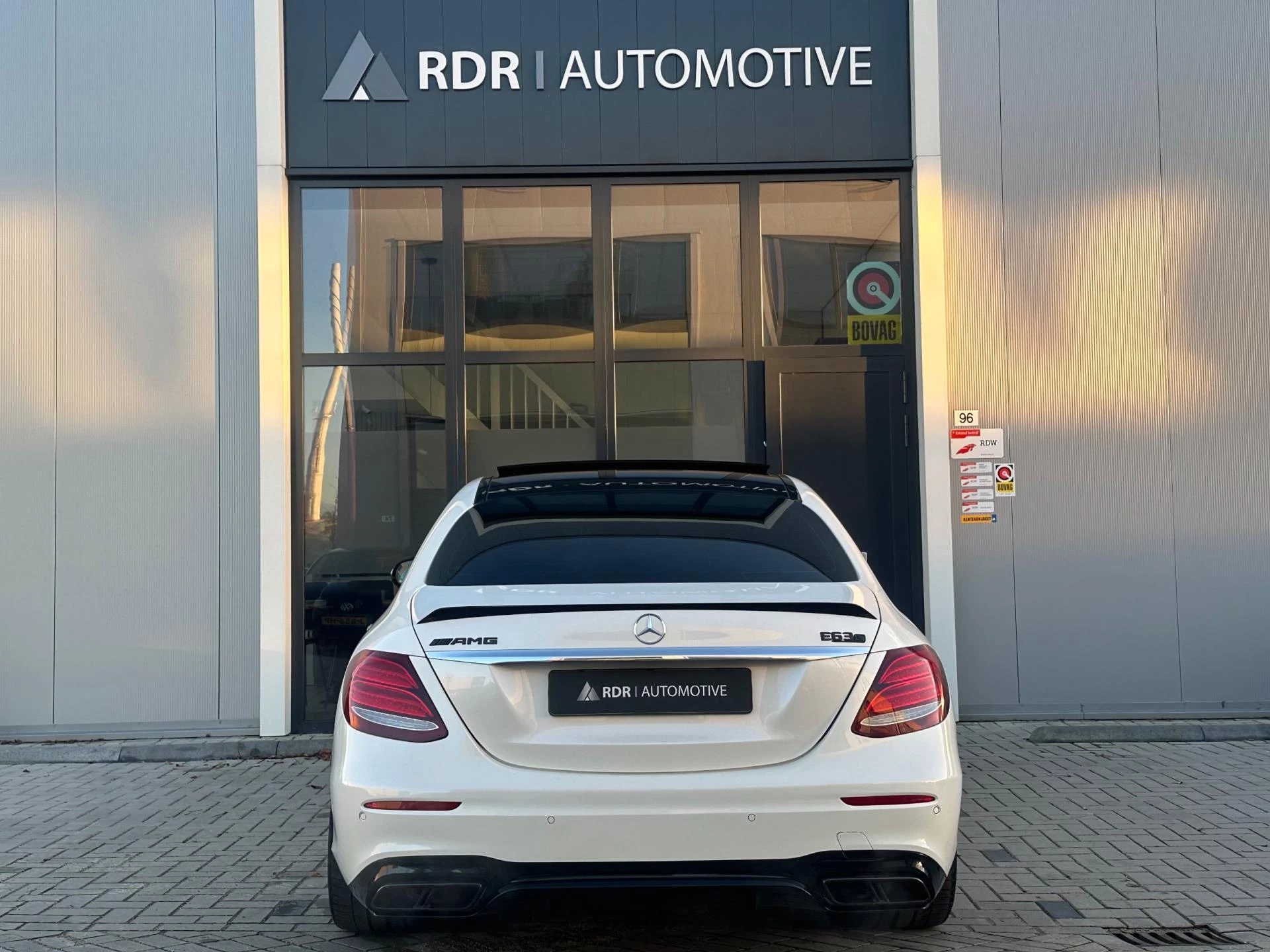 Hoofdafbeelding Mercedes-Benz E-Klasse