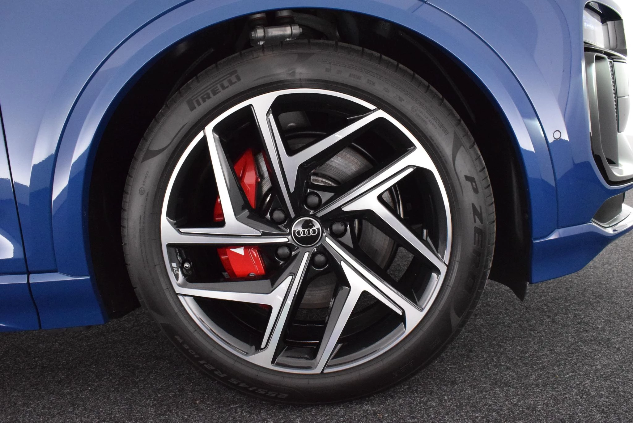 Hoofdafbeelding Audi SQ6