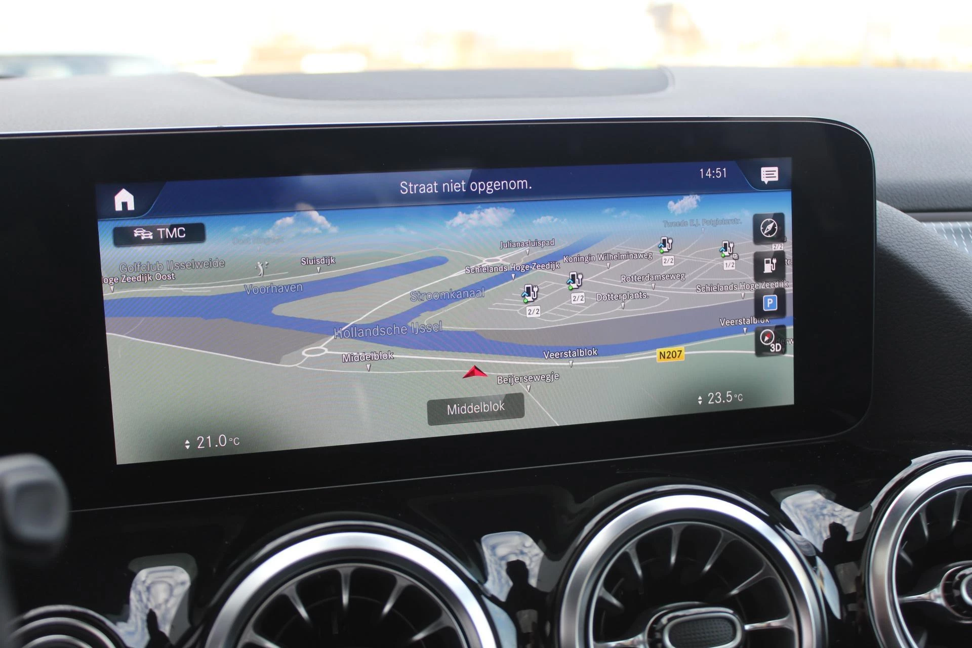 Hoofdafbeelding Mercedes-Benz EQA