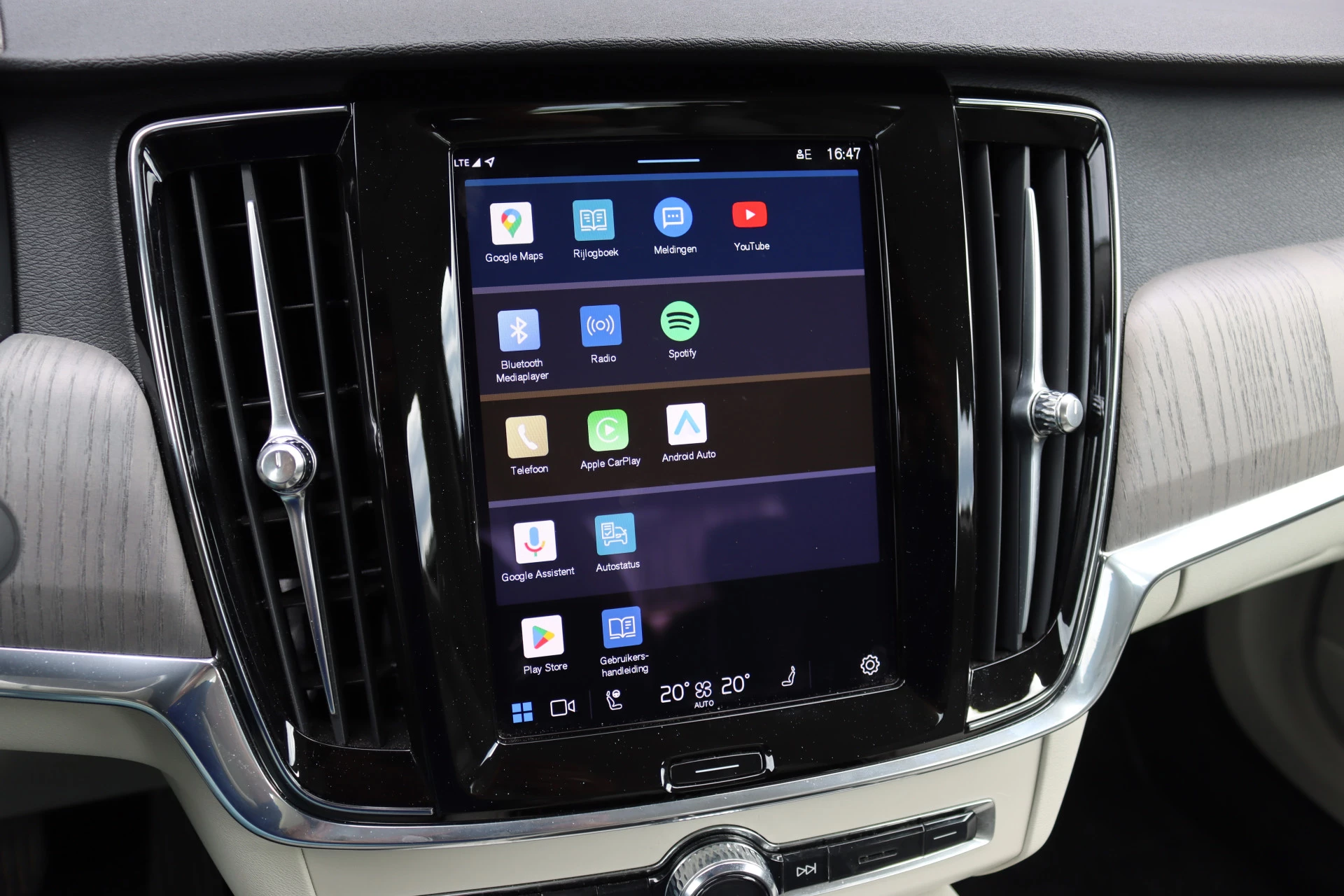 Hoofdafbeelding Volvo S90