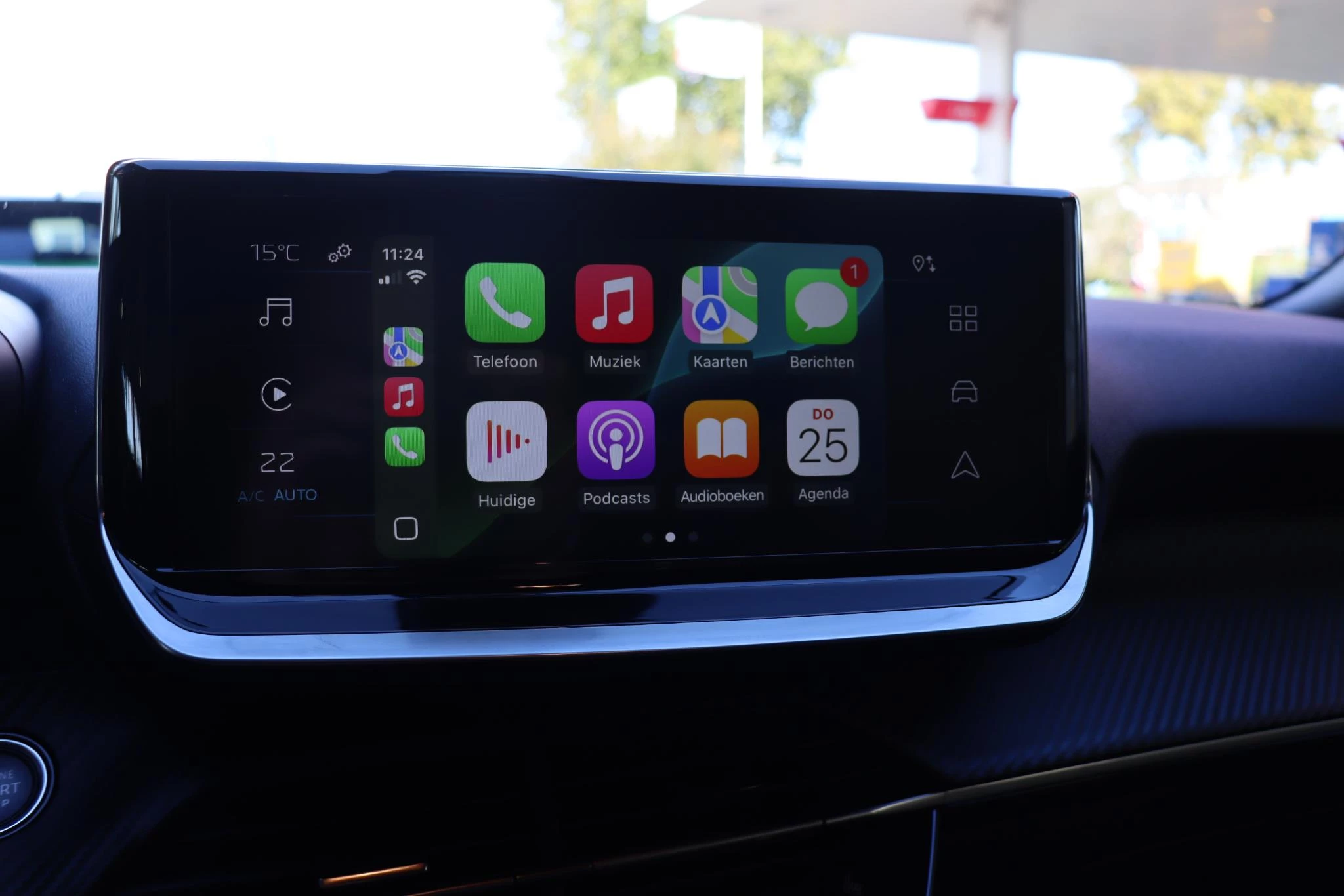 Hoofdafbeelding Peugeot e-2008