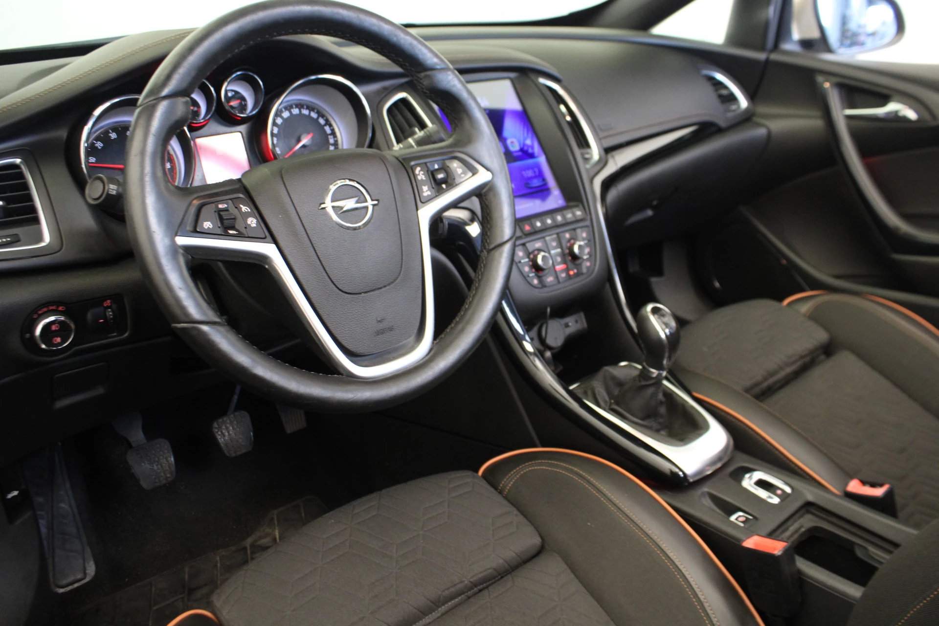 Hoofdafbeelding Opel Cascada