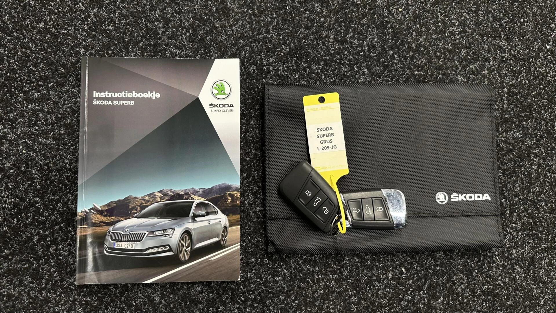 Hoofdafbeelding Škoda Superb