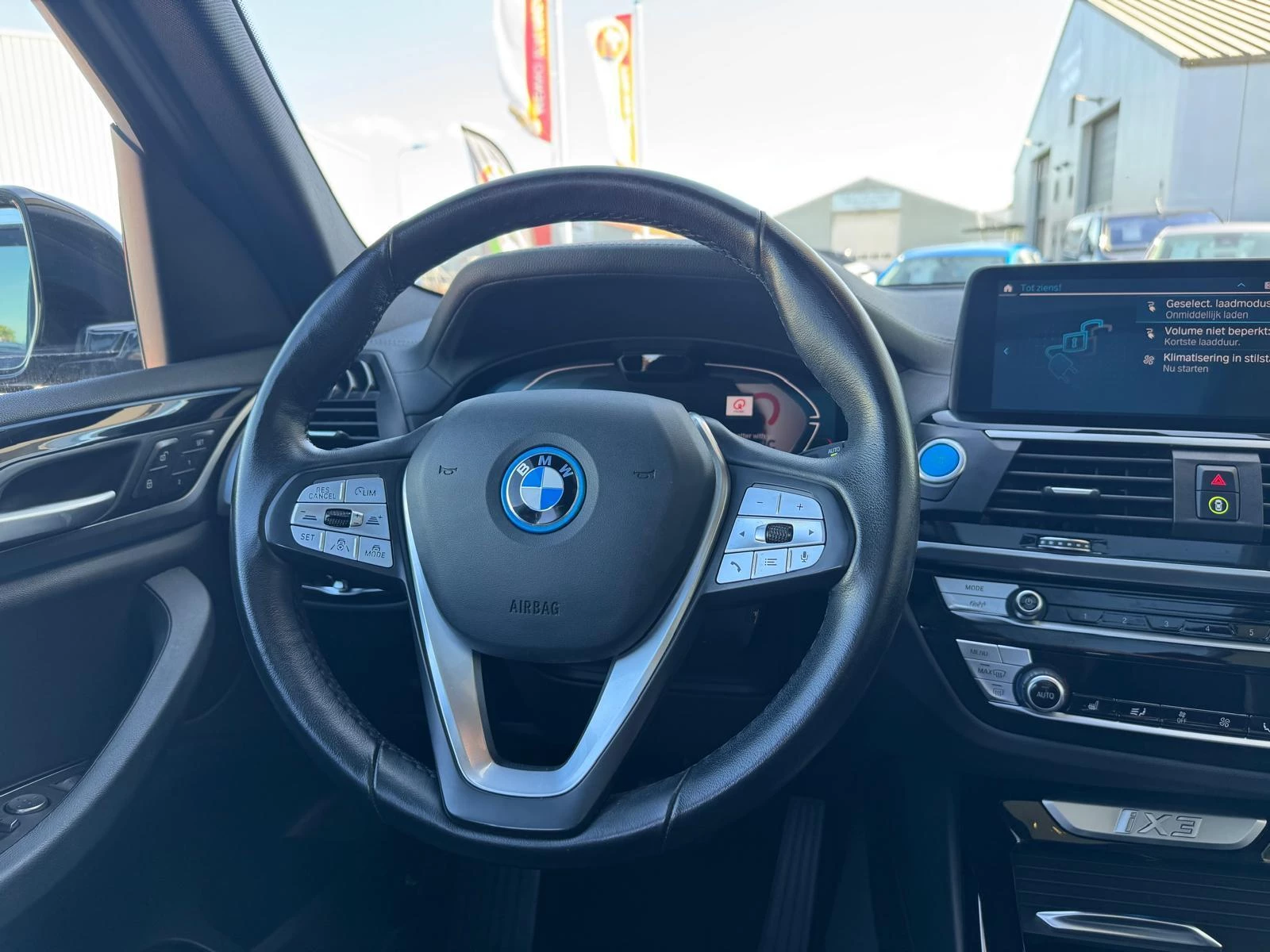 Hoofdafbeelding BMW iX3
