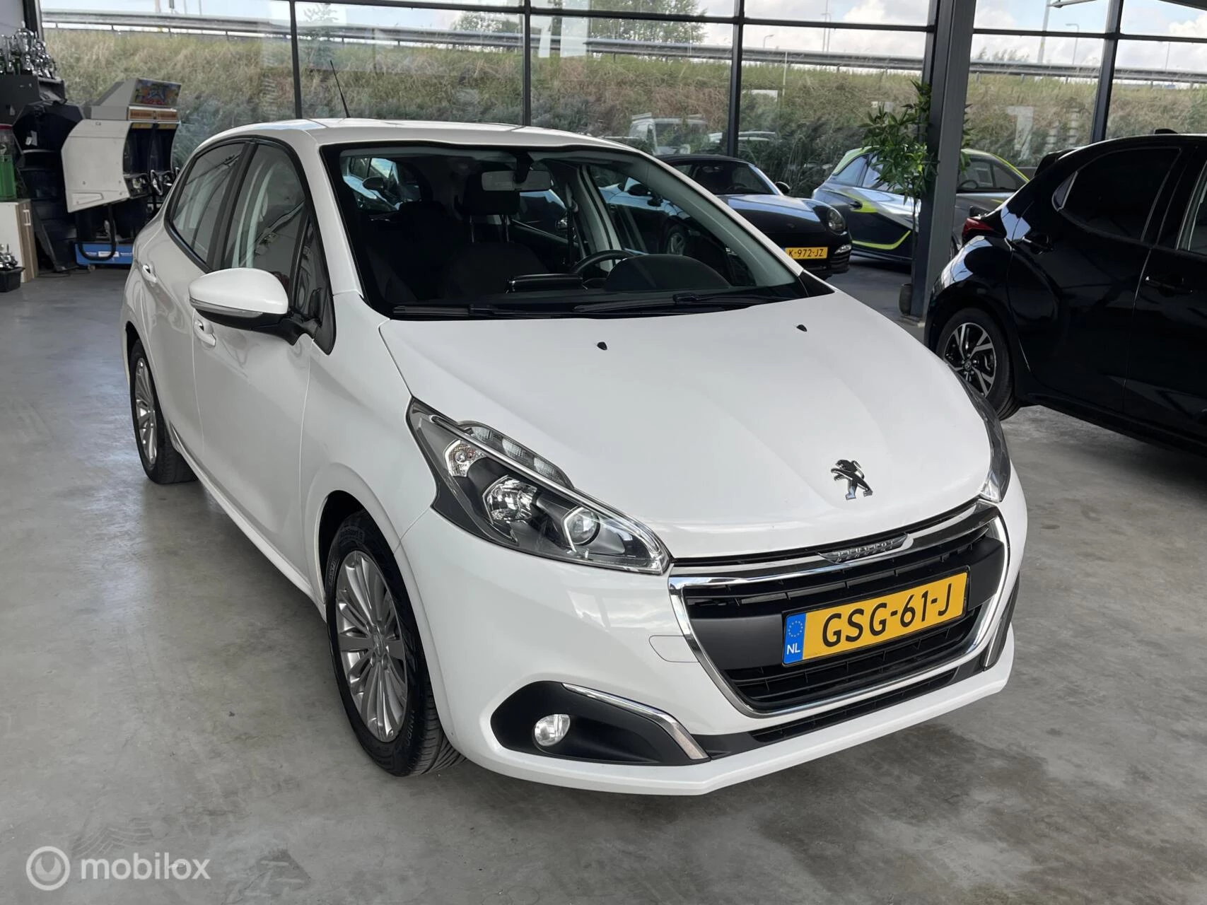 Hoofdafbeelding Peugeot 208