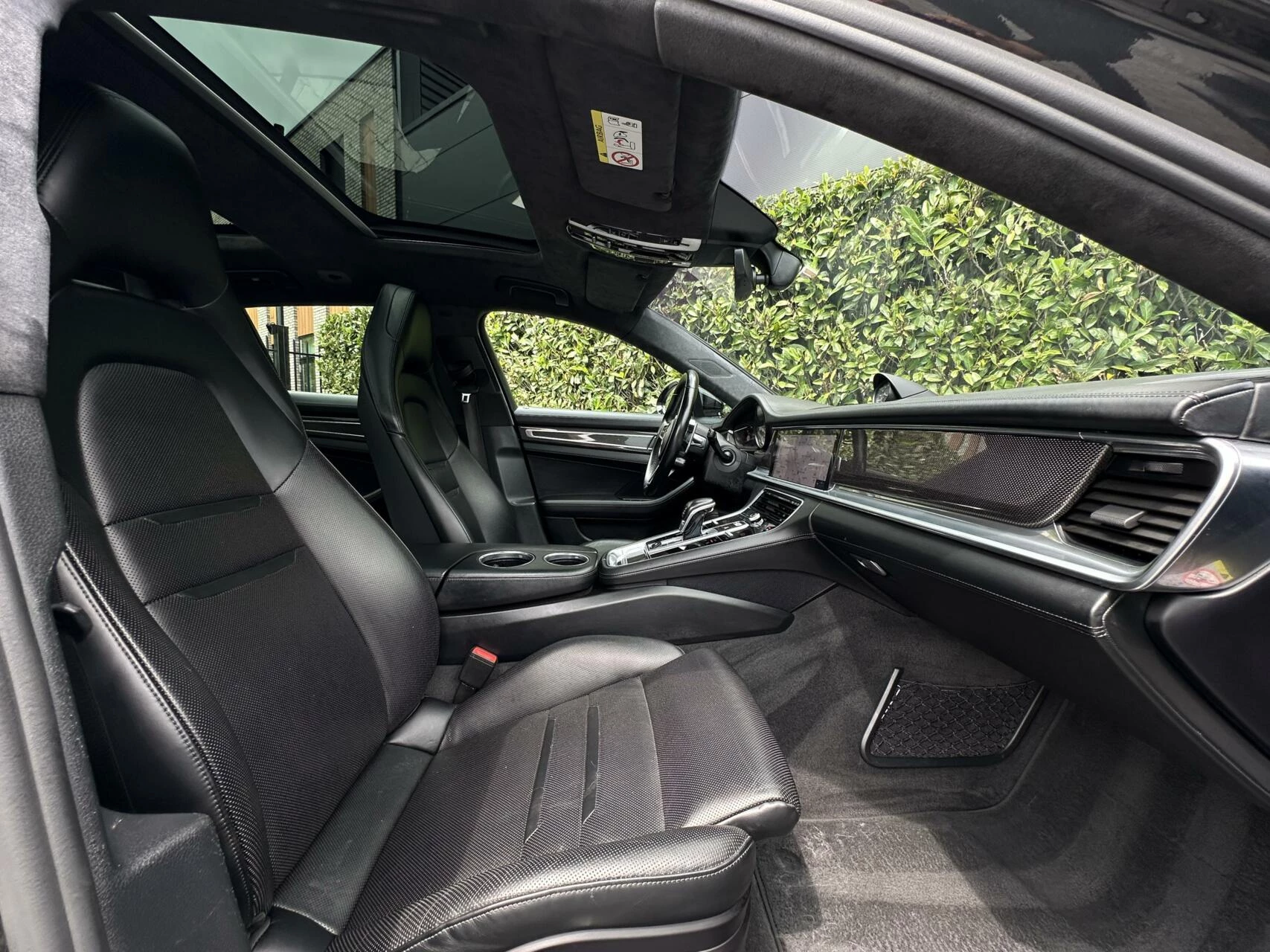 Hoofdafbeelding Porsche Panamera
