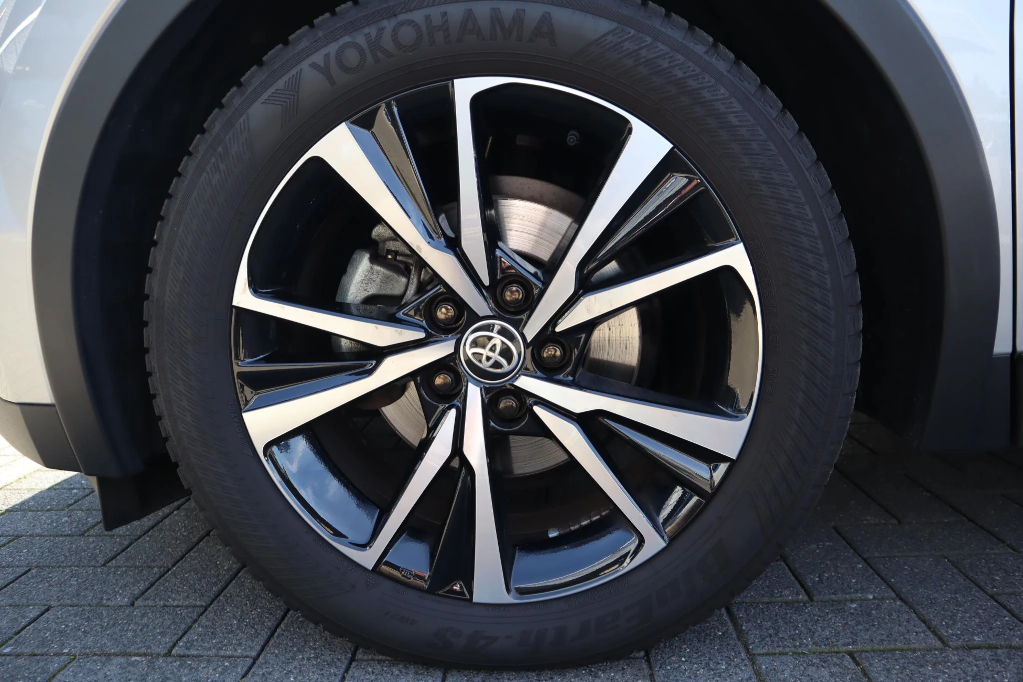 Hoofdafbeelding Toyota C-HR