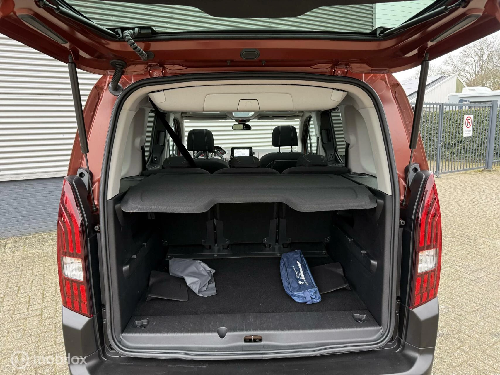 Hoofdafbeelding Peugeot Rifter