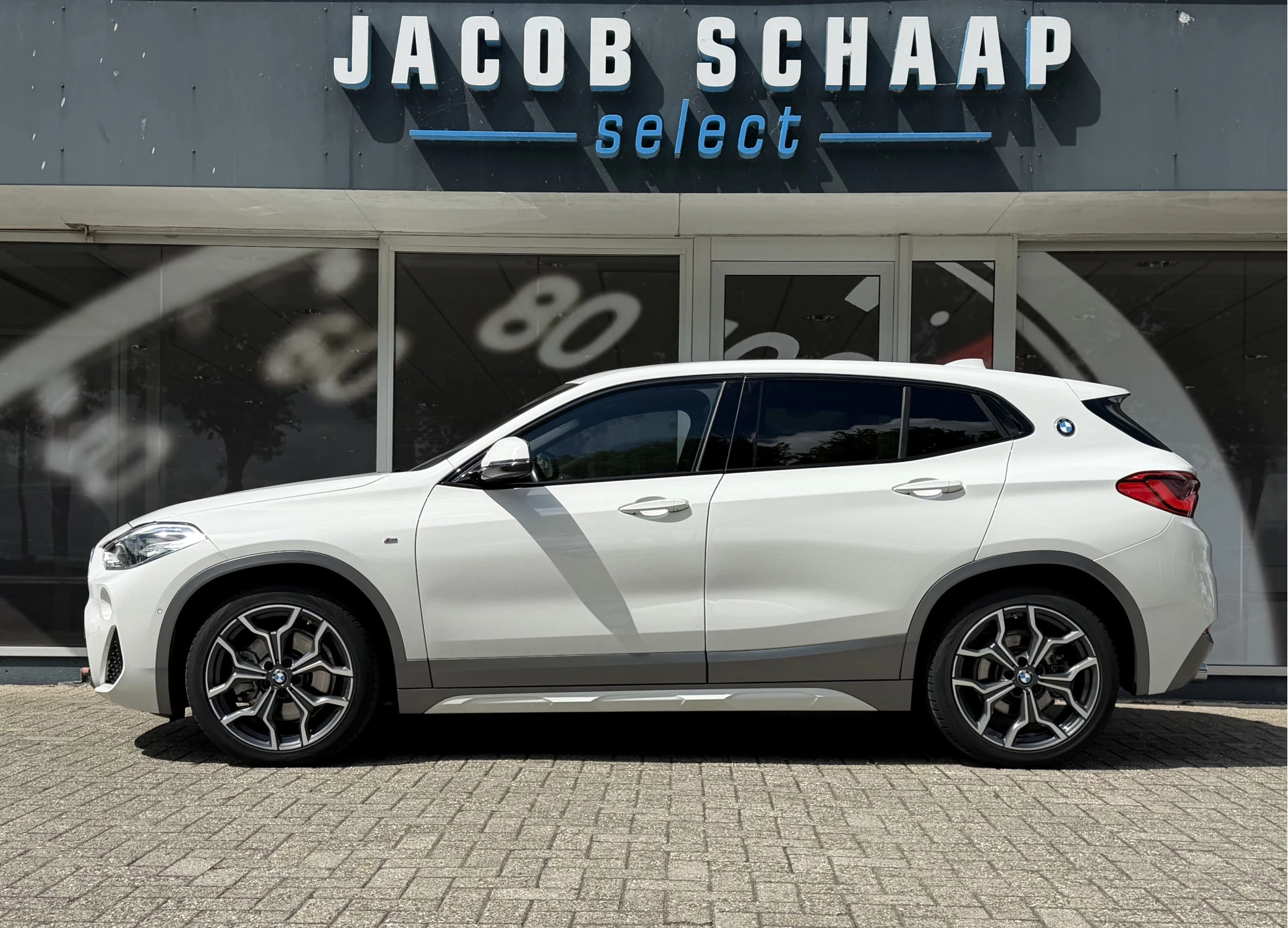 Hoofdafbeelding BMW X2
